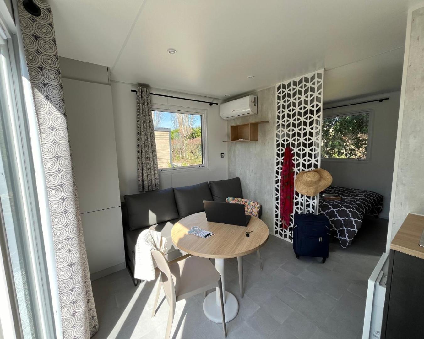 Camping Le Relais Du Leman Messery Bagian luar foto